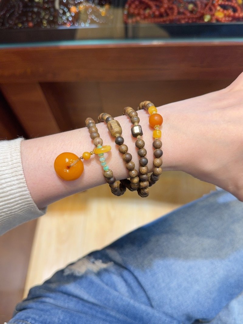 奇楠沉香四圈手串 尺寸6.5公釐 重約16.2克 配橘皮老蠟 翡翠 - 手鍊/手環 - 水晶