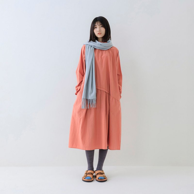 柔霧斜剪接大口袋洋裝 - 洋裝/連身裙 - 棉.麻 紅色