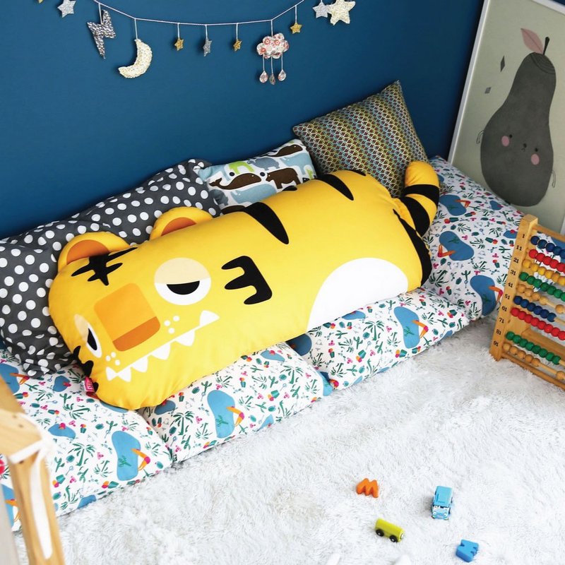 Korea【Monster Park】Little Monster Double Pillow (Mengmenghu)