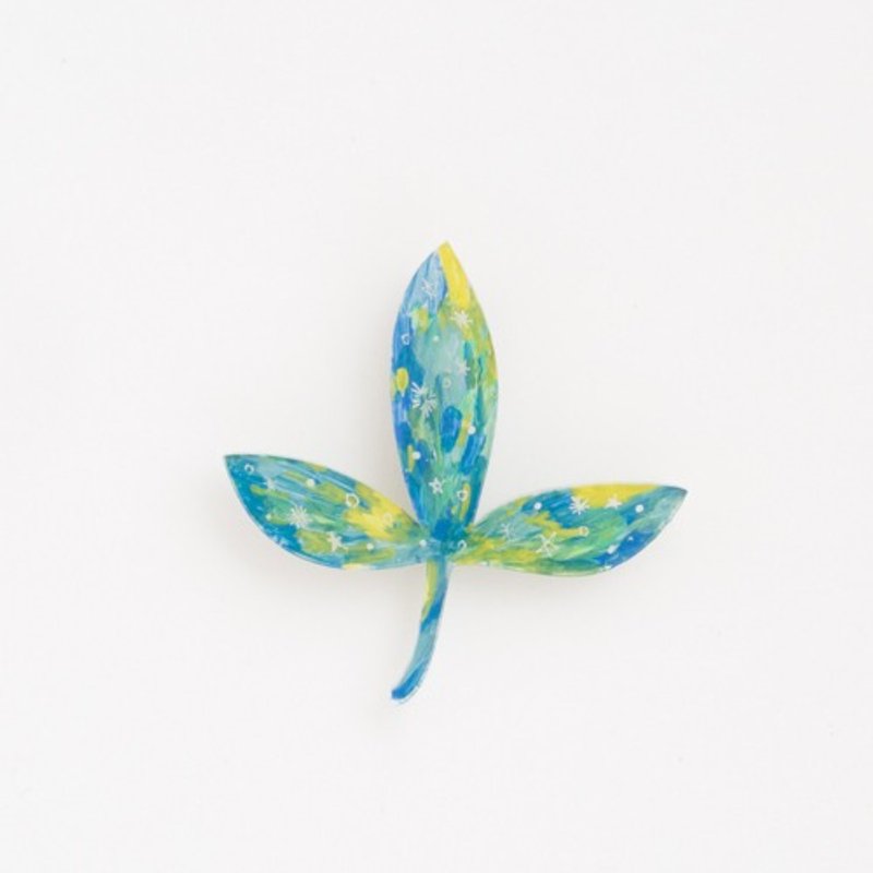 brooch