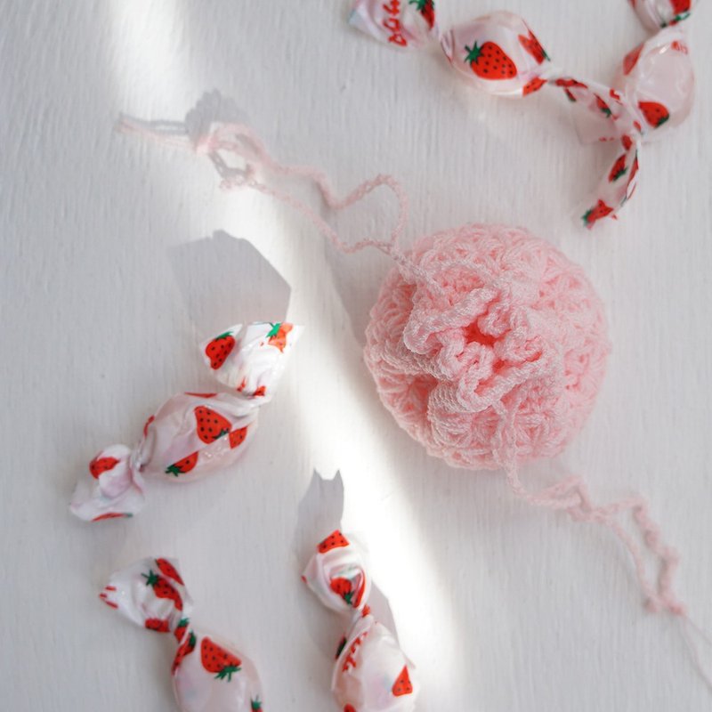 Ba-ba handmade  Crochet Drawstring mini-mini-mini bag  No.KPPPR11 - 化妝包/收納袋 - 其他材質 粉紅色