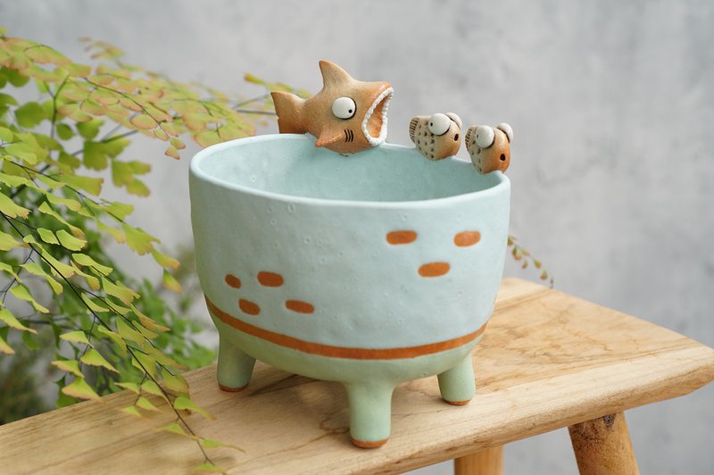 Fish pot , Fish plant pot , Handmade ceramics , pottery - 花瓶/花器 - 陶 藍色