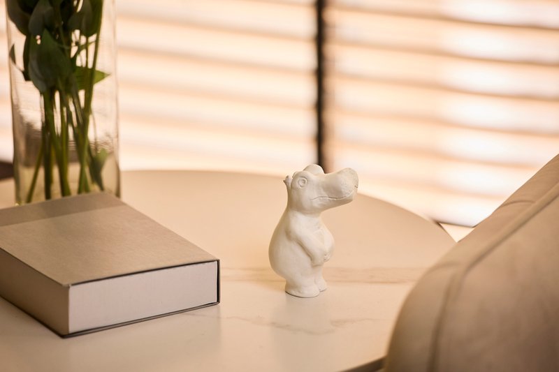 【草原動物系列】想成為瑪麗蓮夢露的河馬 擴香石 | 禮盒包裝 - 香氛/精油/擴香 - 其他材質 白色