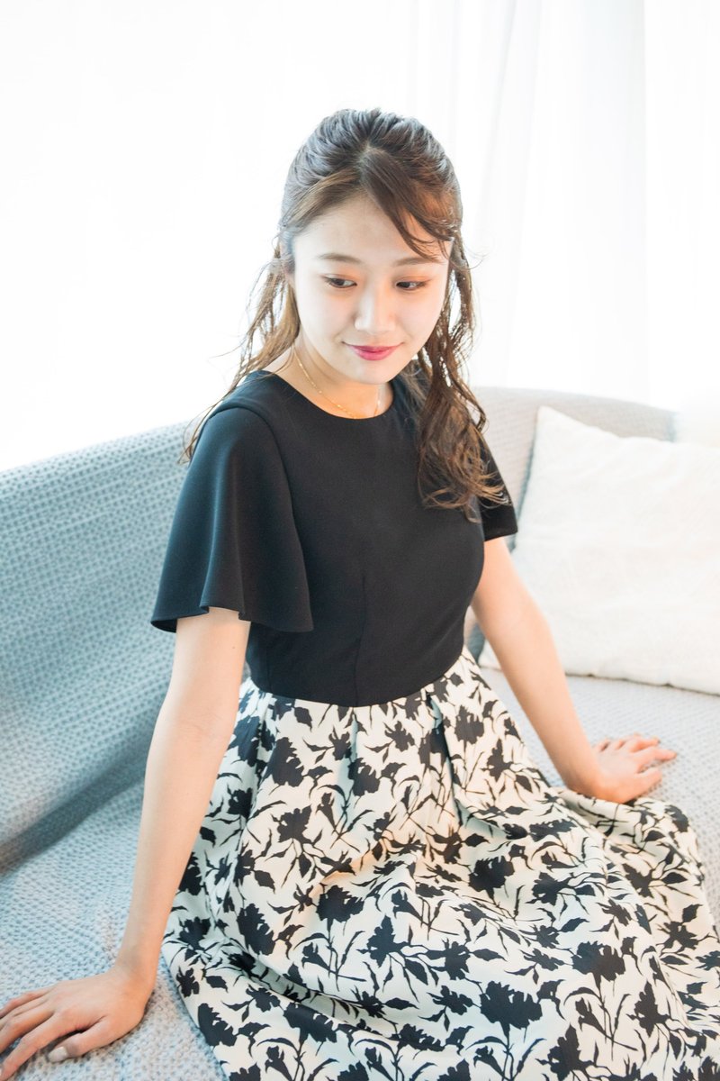 日本製造 花卉中長連衣裙 - 洋裝/連身裙 - 其他人造纖維 黑色