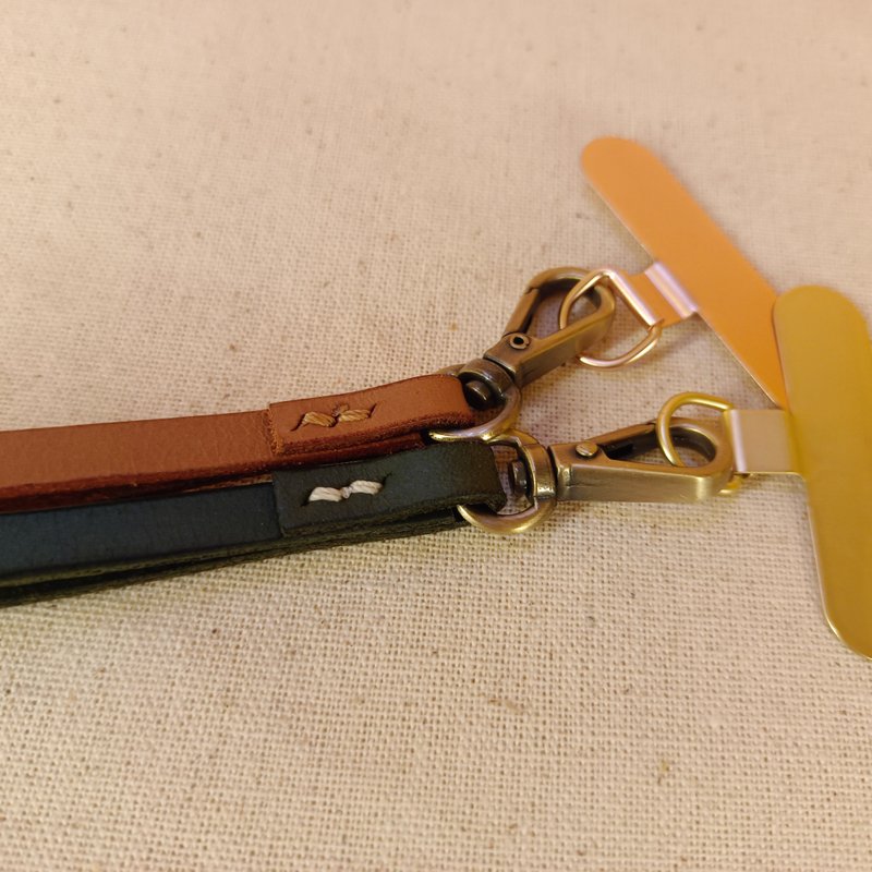 MATTI 手機掛繩 短掛繩 簡約 百搭 手縫 真皮 - 手機掛繩/背帶 - 真皮