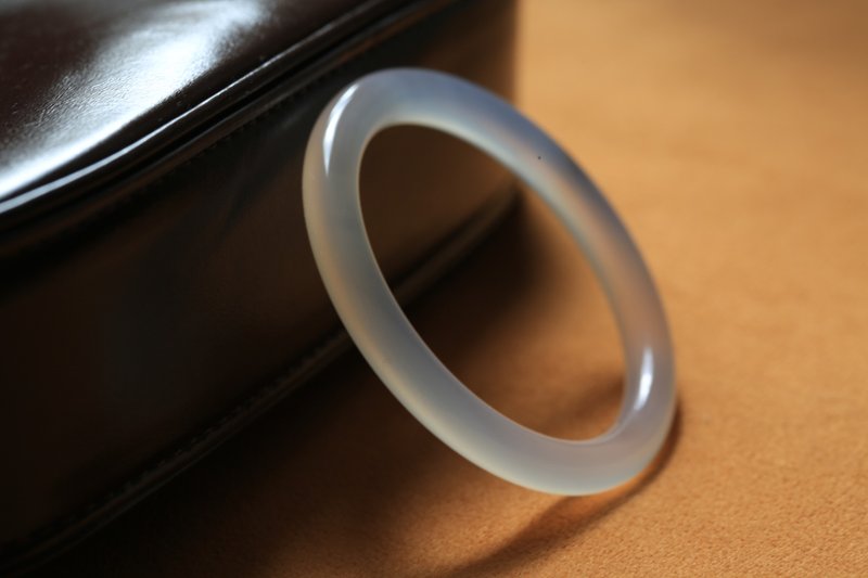 【手鐲】圈口56/招財•好運•綿年/手鐲手環手鏈/天然瑪瑙禮物 - 手鍊/手環 - 玉石 透明