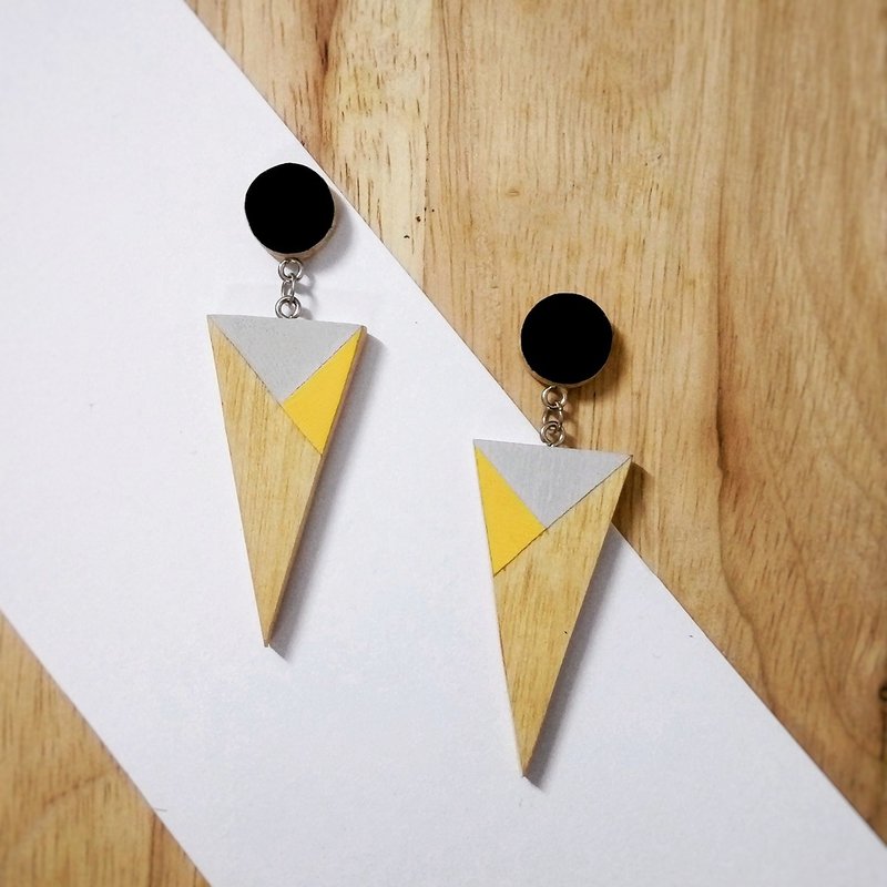 Wooden Earrings No.17