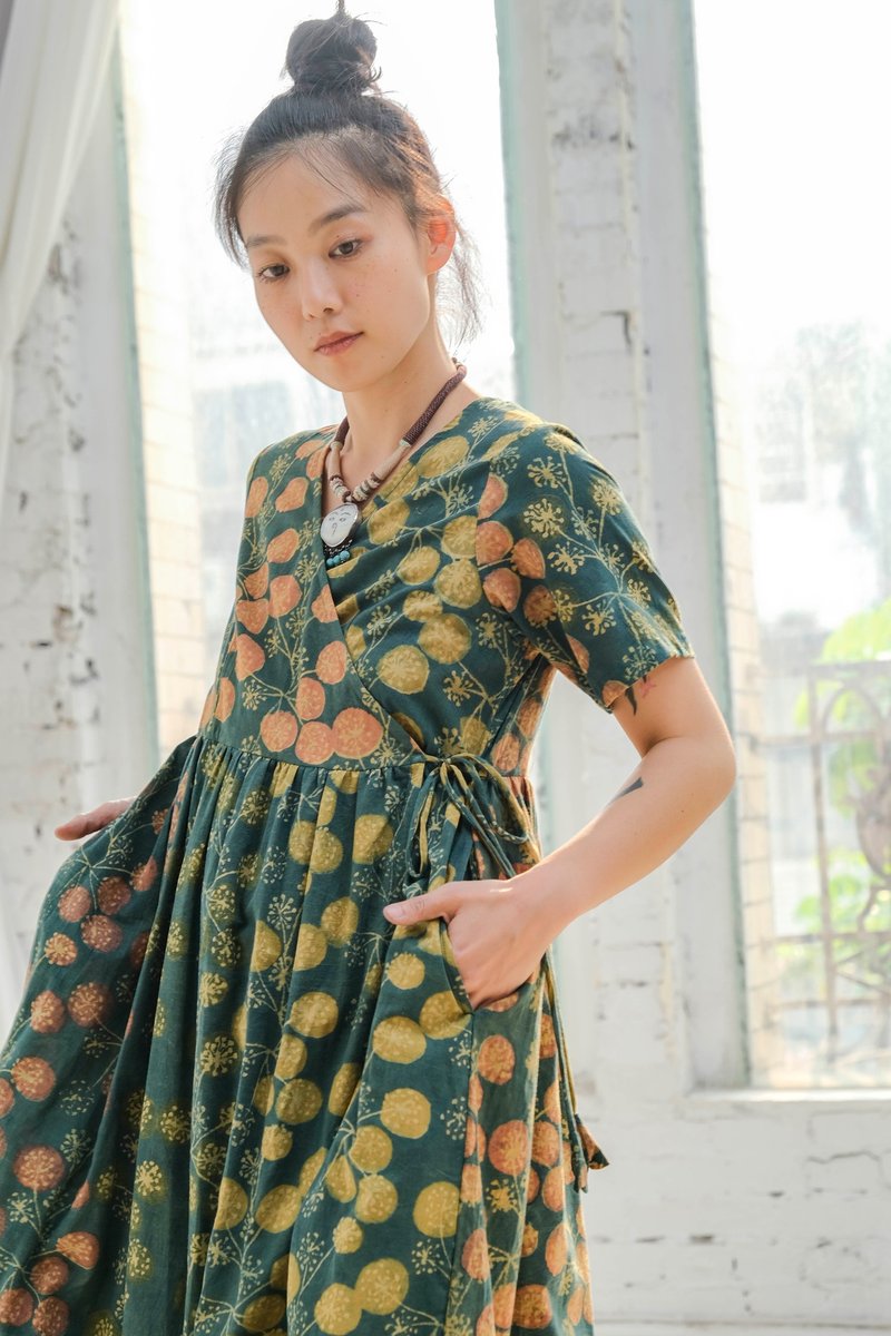 カシュクールワンピース半袖 B046 月花草 flower - 洋裝/連身裙 - 棉.麻