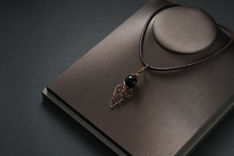 【水晶系列】黑瑪瑙墜飾 _ 姿態總和 (黑底照為供參考示意圖) - 項鍊 - 寶石 黑色