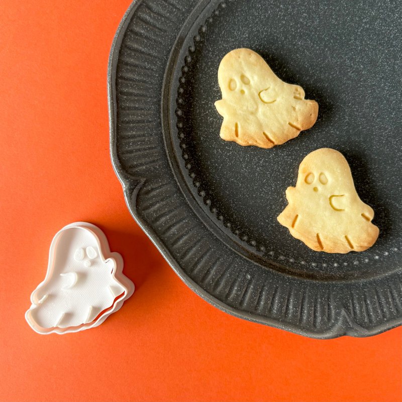ひらひらおばけ ハロウィンクッキー型 左向き - 廚具 - 塑膠 白色