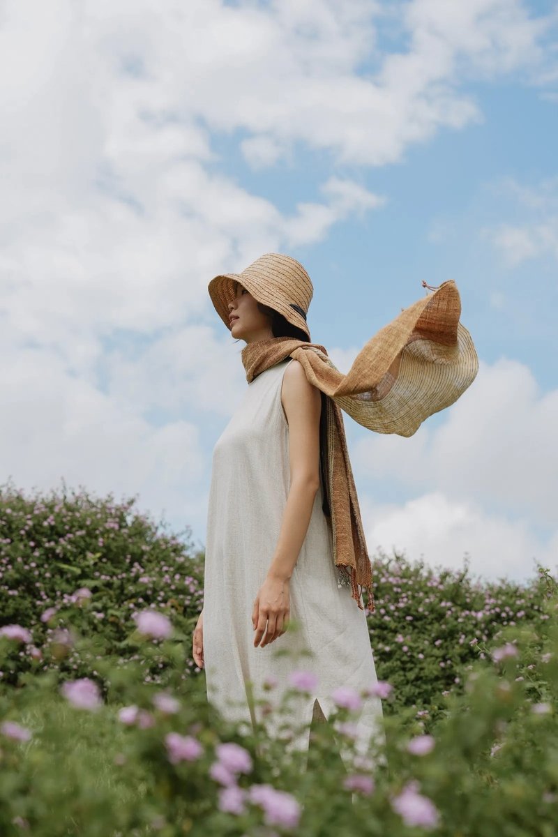 // 小米 // 手捻手織。純棉植物染圍巾 - 圍巾/披肩 - 棉.麻
