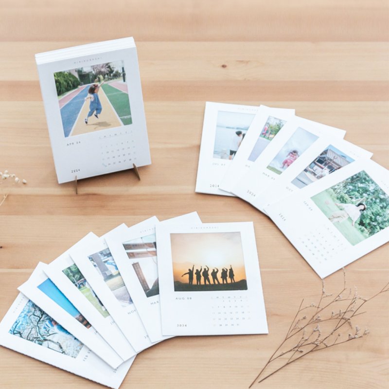 Customized 2024 handmade photo desk calendar [simple straight style] Taiwan calendar/Hong Kong