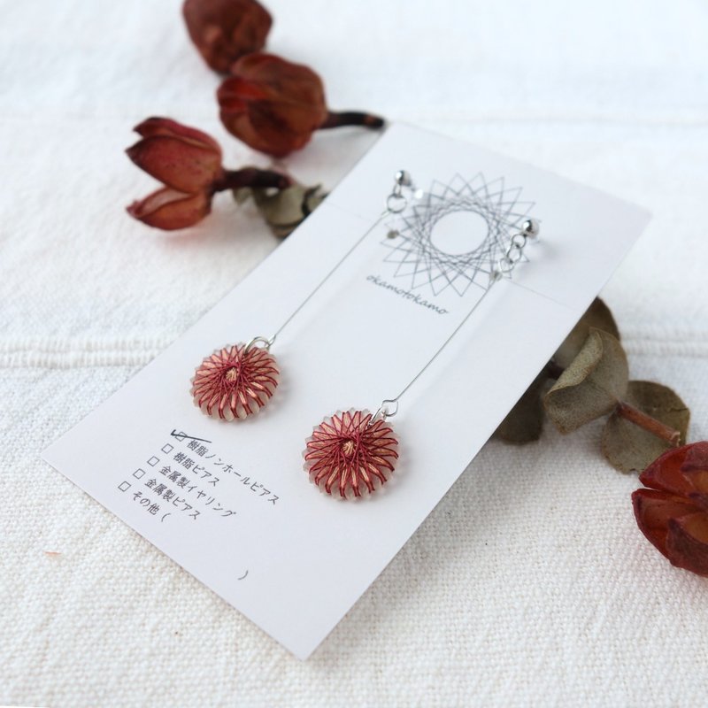 絹線製 搖曳小花垂墜耳環 / 耳夾 | 紅色的 | 免運費 - 耳環/耳夾/耳骨夾 - 絲.絹 紅色
