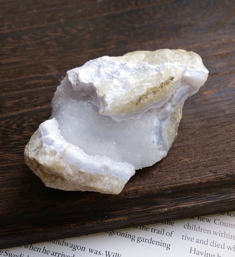 Chalcedony 馬達加斯加產地 藍玉髓 藍紋瑪瑙 天然礦石 原礦 - 擺飾/家飾品 - 其他材質