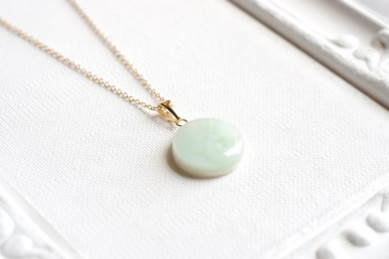 レジンアート ラウンドペンダント・遠い谺 - 項鍊 - 樹脂 綠色