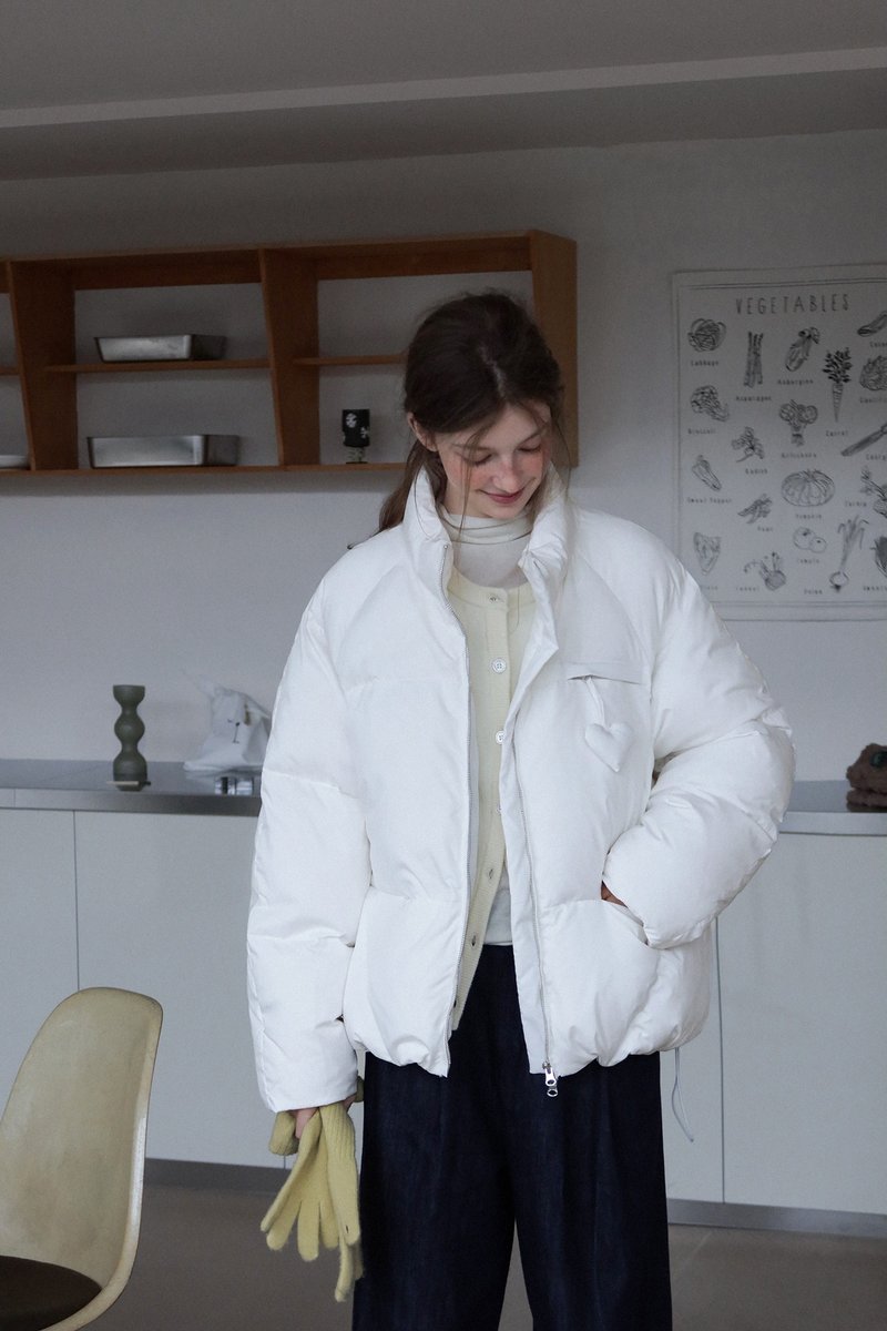 冬天快樂 白鴨絨立體愛心羽絨服 - 女上衣/長袖上衣 - 其他材質 多色