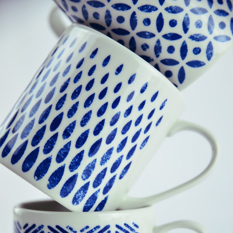 英國Churchill Queens日常藍白系列340ml馬克杯(萬物滋潤) - 其他杯子 - 陶