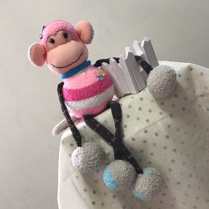 Kobayashi ~ animal modeling even -E112 small peach ~ (socks doll)