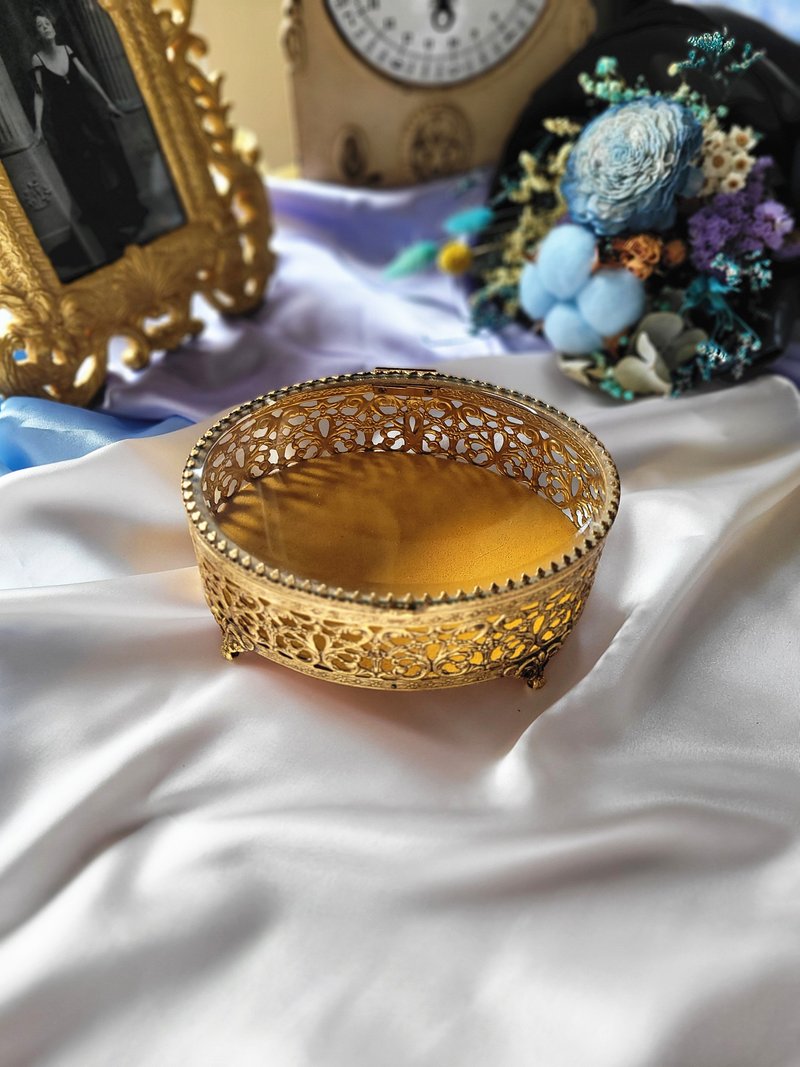 美國西洋古董飾品 / 橢圓型銅鍍金雕花溜金珠寶盒/復古首飾 - 其他 - 其他金屬