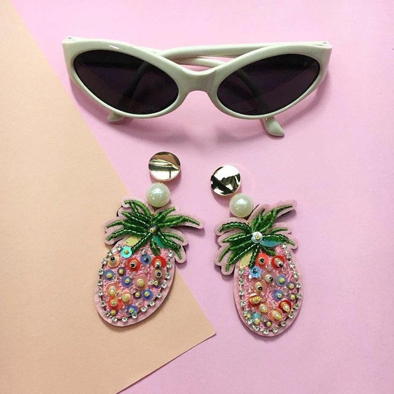 earrings : mix pine-apple