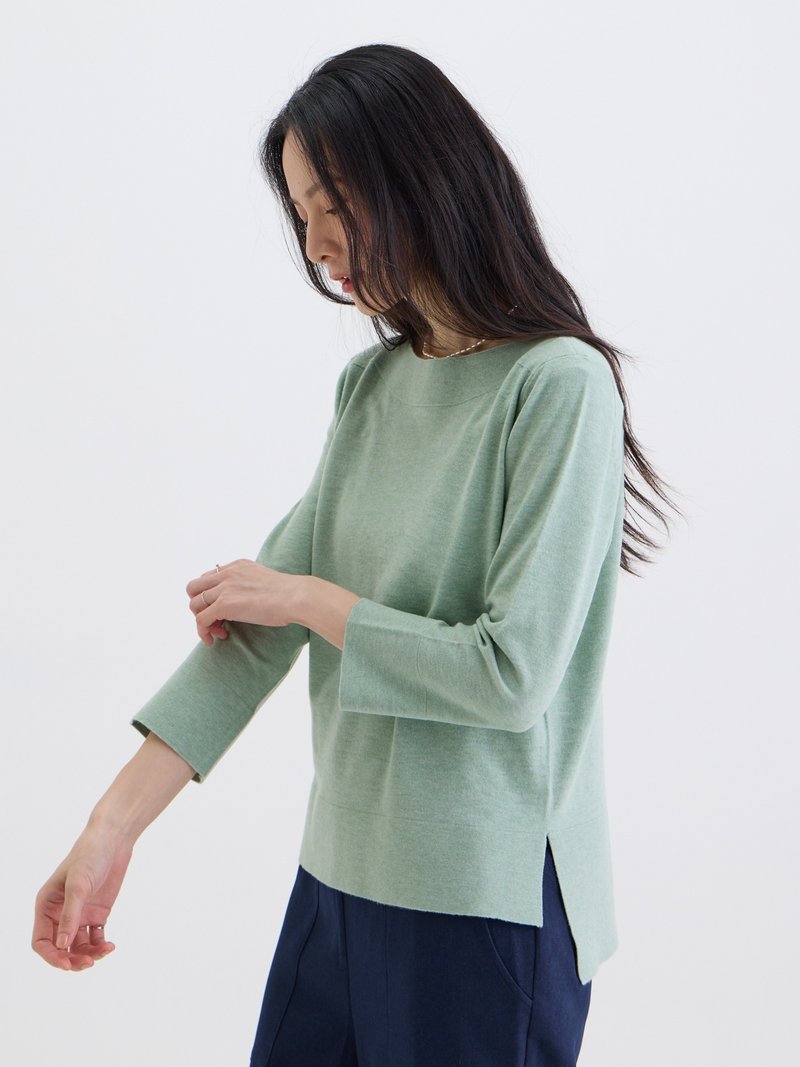 赫本小姐船型領針上衣-追綠 - 女上衣/長袖上衣 - 其他人造纖維 綠色