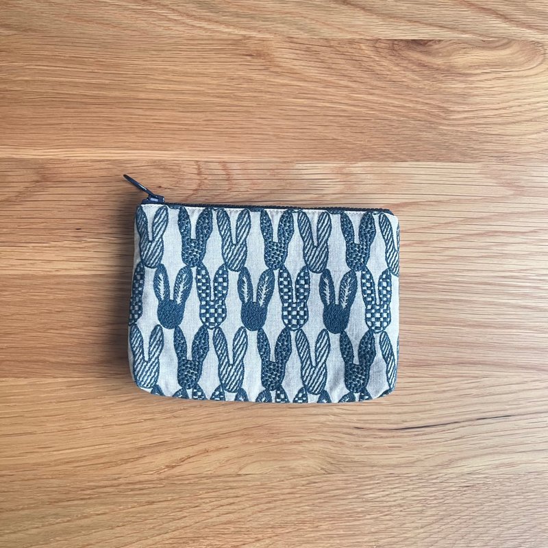 mina  perhonen pomppia コスメポーチ - 化妝包/收納袋 - 棉.麻 卡其色