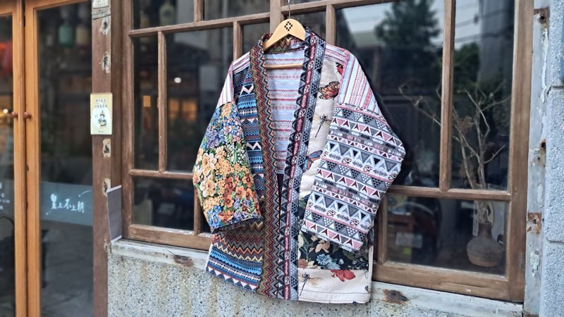 AMIN'S SHINY WORLD 民族圖騰提花拼接KIMONO   ONLY系列 - 女大衣/外套 - 棉.麻 多色