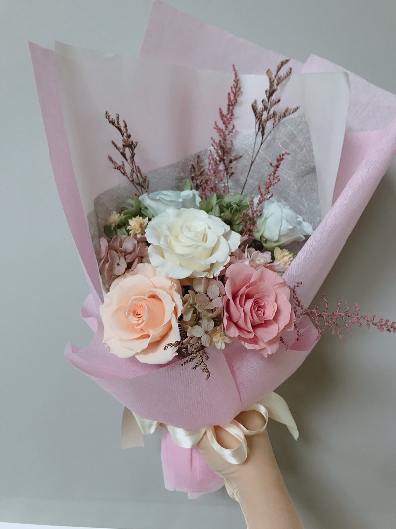 Gentle pink color bouquet