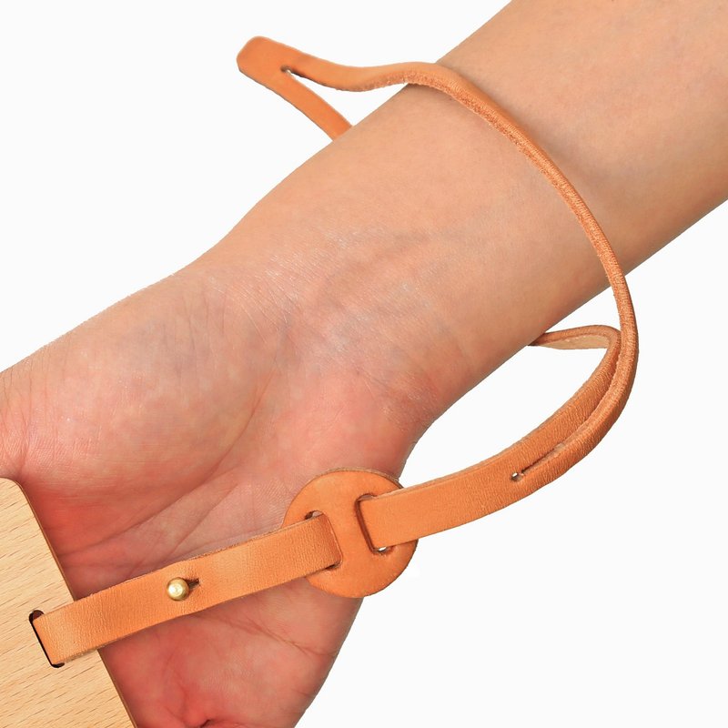 Hand hanging short belt