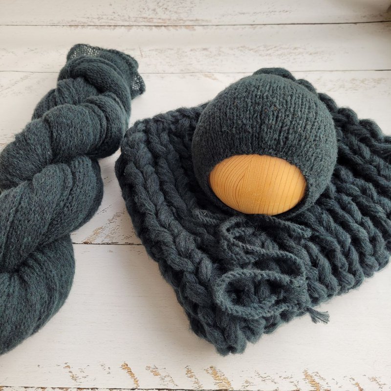 Dark Green soft newborn Bonnet, Wrap,Blanket. Newborn photo props - 嬰兒手鍊/飾品 - 羊毛 綠色