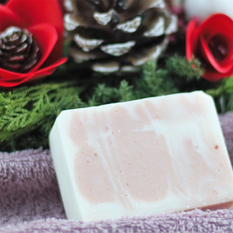 Originally made of pink stone mud cleansing handmade soap