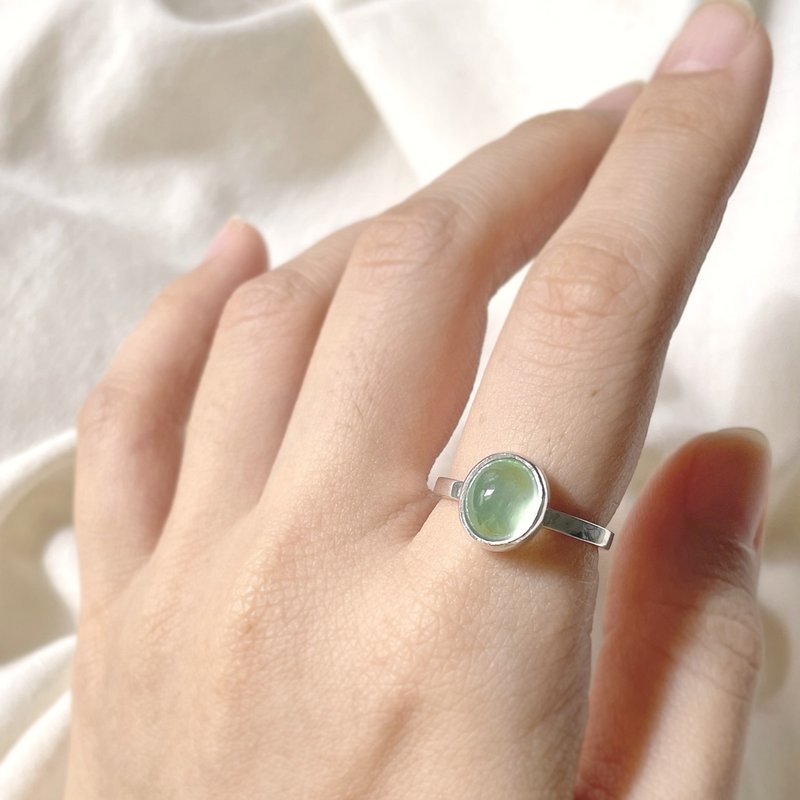簡單可愛的葡萄石銀戒 - 手作金工 925純銀 / 公制圍 10 號半 - 戒指 - 半寶石 綠色