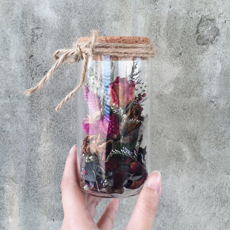 Glass test tube glass bottle rose bouquet handmade dry flower spot