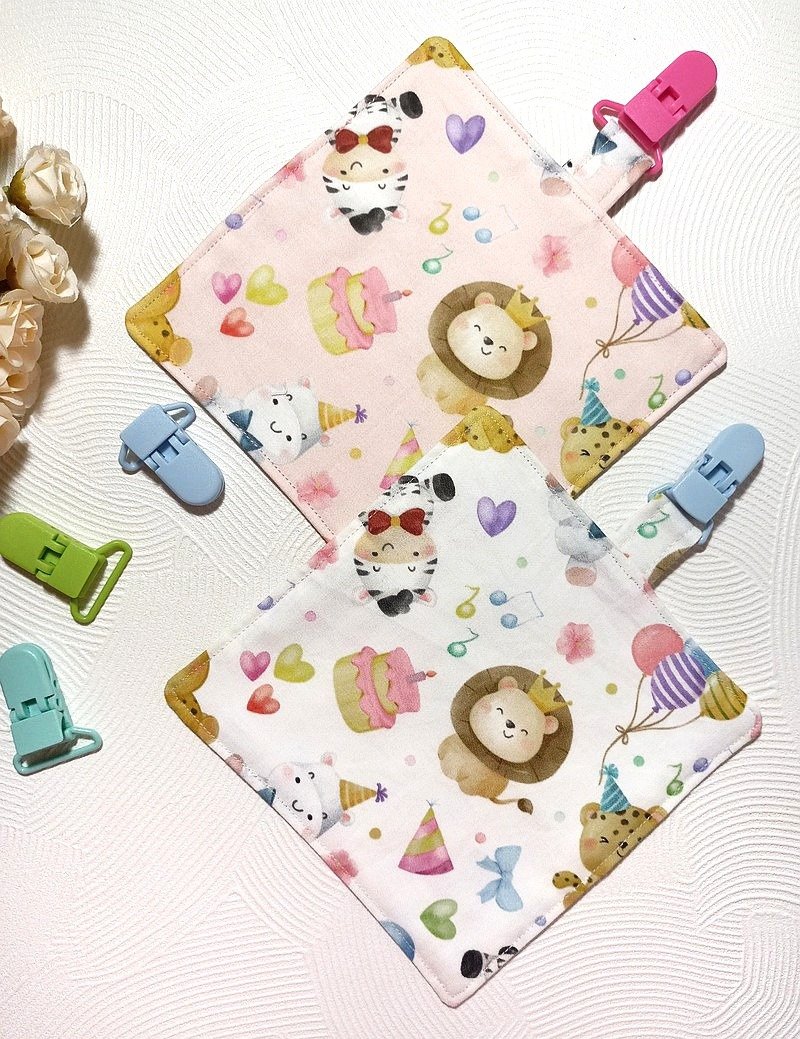 抗菌環保布料/兒童手帕/手帕夾/擦手巾/小方巾-動物派對(淺粉/白) - 手帕 - 棉.麻 多色