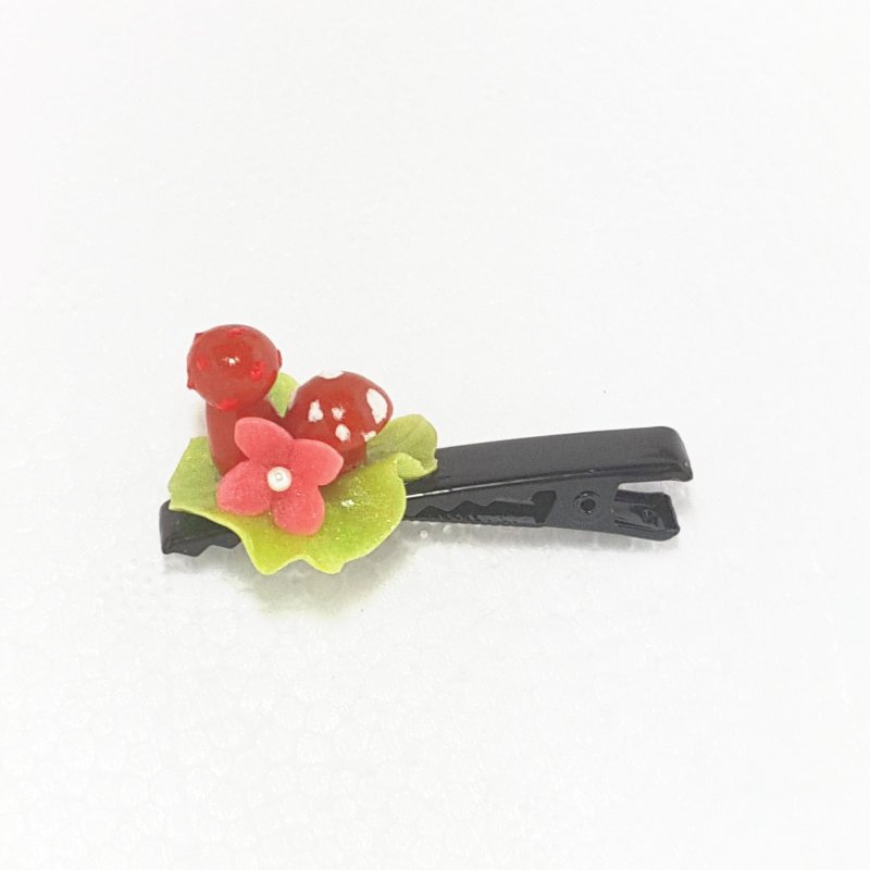 葉子上的蘑菇髮夾 瀏海夾 - 髮夾/髮圈 - 黏土 紅色
