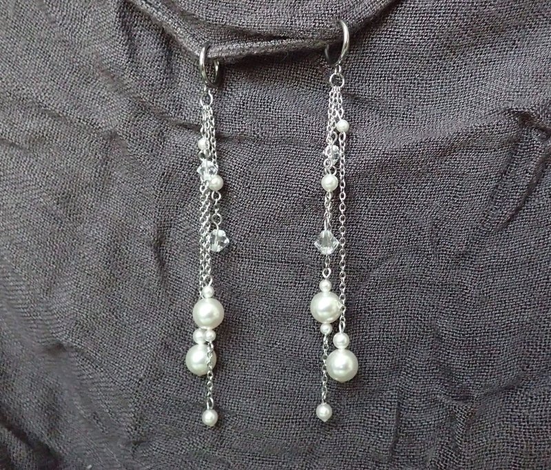 Stainless Steel earrings with SWAROVSKI ELEMENTS - Earrings & Clip-ons - Glass White