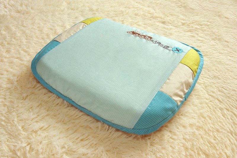 Natural latex headrest