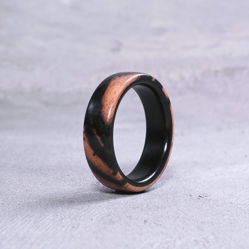 Classic wooden ring Black&White Ebony x Black Ebony