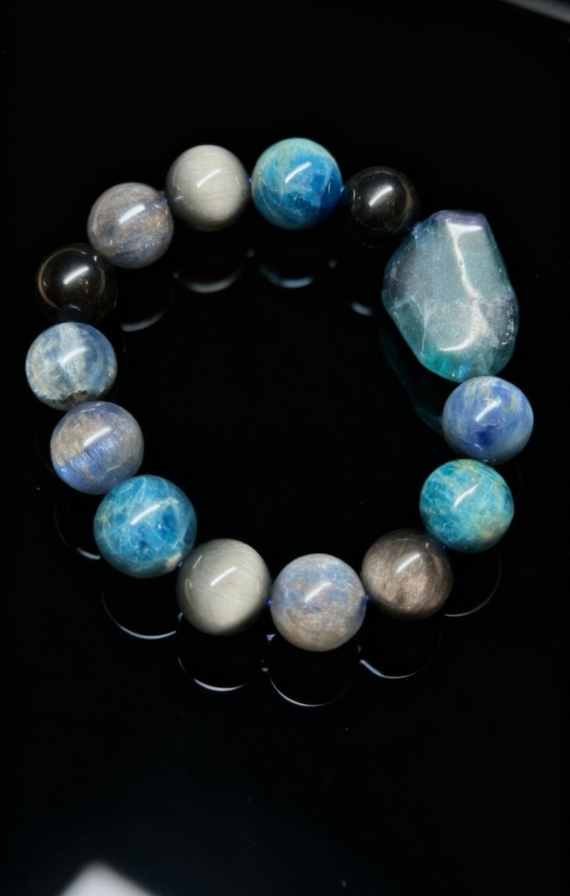 Crystal.EAA 設計款水晶手鏈 藍灰晶域 深海遺珠 鷹眼石 藍晶石 - 手鍊/手環 - 水晶 藍色