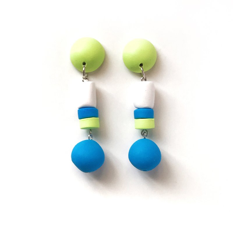 三眼怪配色 擺動球球 軟陶耳環耳針/耳夾 - 耳環/耳夾/耳骨夾 - 陶