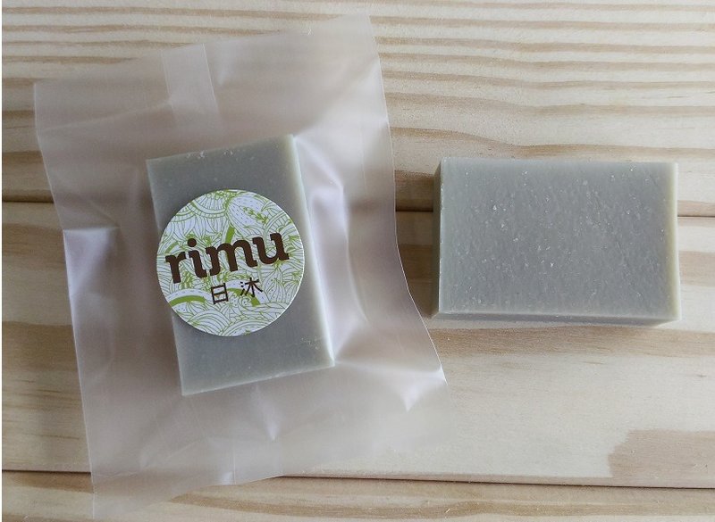 Travel small soap - repair green mud mud / travel / experience / sketch