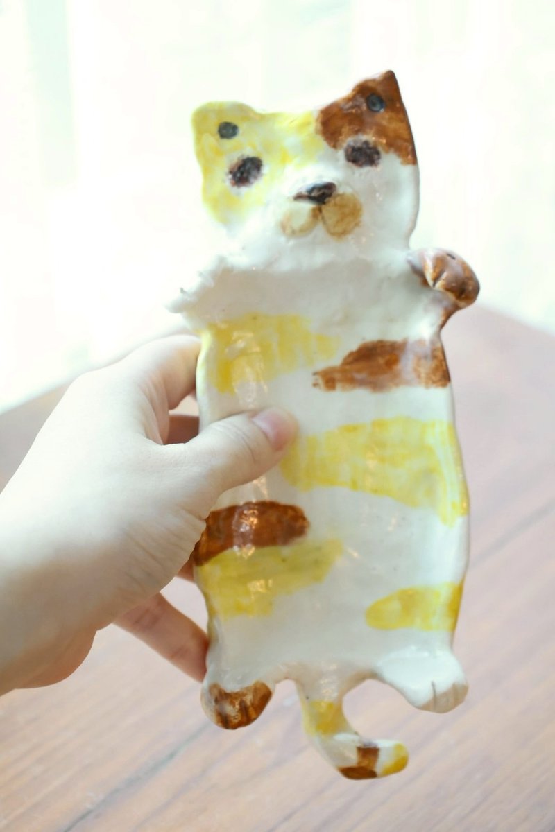 【聖誕節禮物】翻肚橘貓造型盤小物與飾品收納容器 - 擺飾/家飾品 - 瓷 黃色