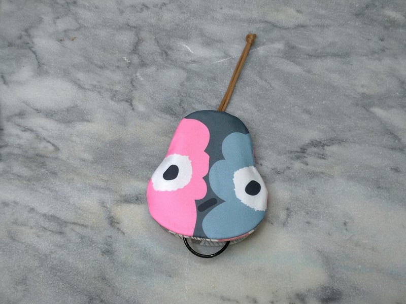 大花朵 梨型防水鑰匙包【K201214】 - 鑰匙圈/鑰匙包 - 棉.麻 多色