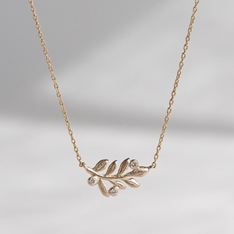 Foliage diamond necklace  P090K10 - 項鍊 - 其他金屬 金色