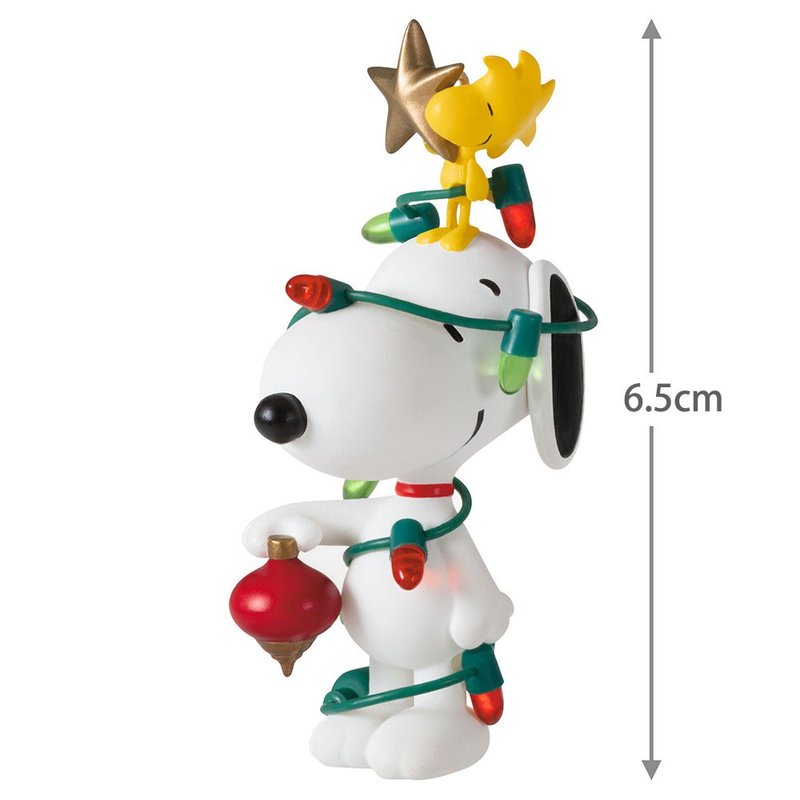Snoopy pendantSnoopy imitating a Christmas tree [Hallmark Gift