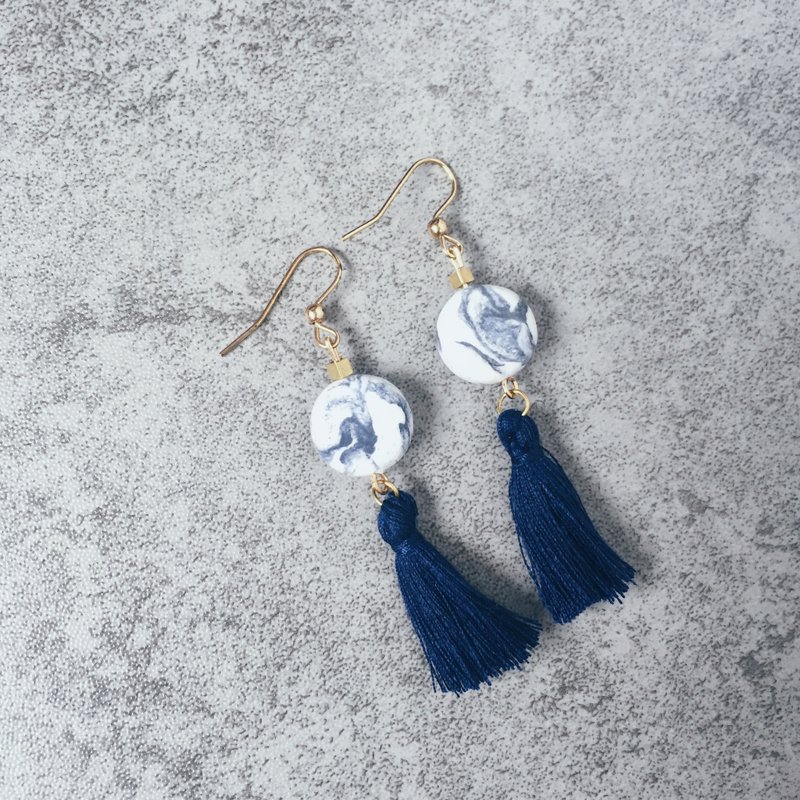 Dark blue flat beads light clay ink earrings
