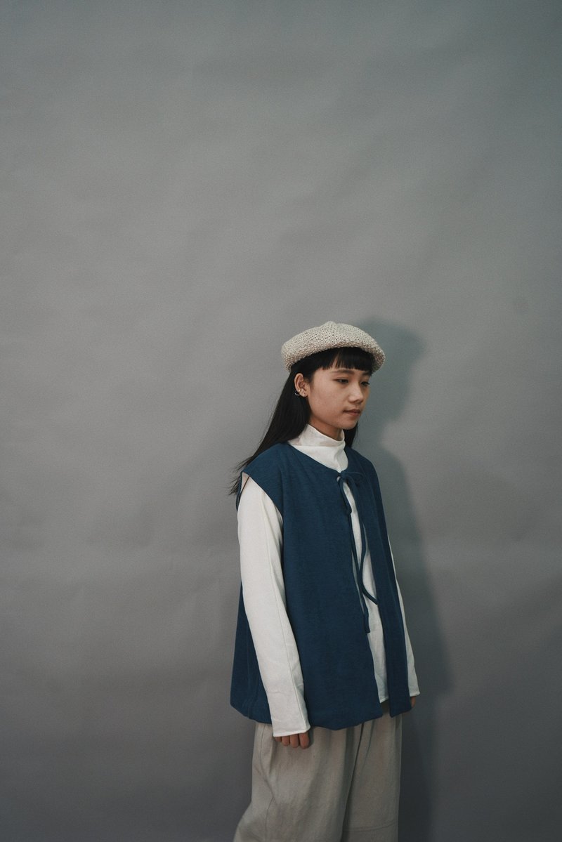 綁繩馬甲-藍 - 女上衣/長袖上衣 - 棉.麻 藍色