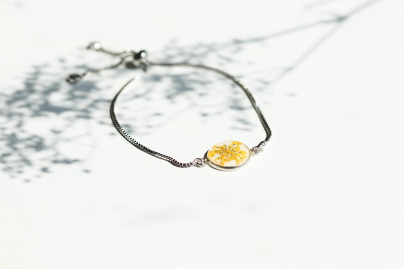 Ammi majus (Yellow, BG-White) – Bracelet