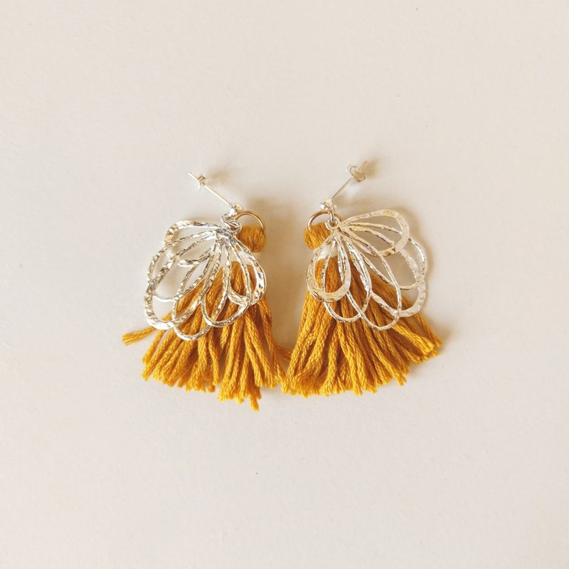years. Knotted Thick Tassel Brass Earrings (Pin, Clip)