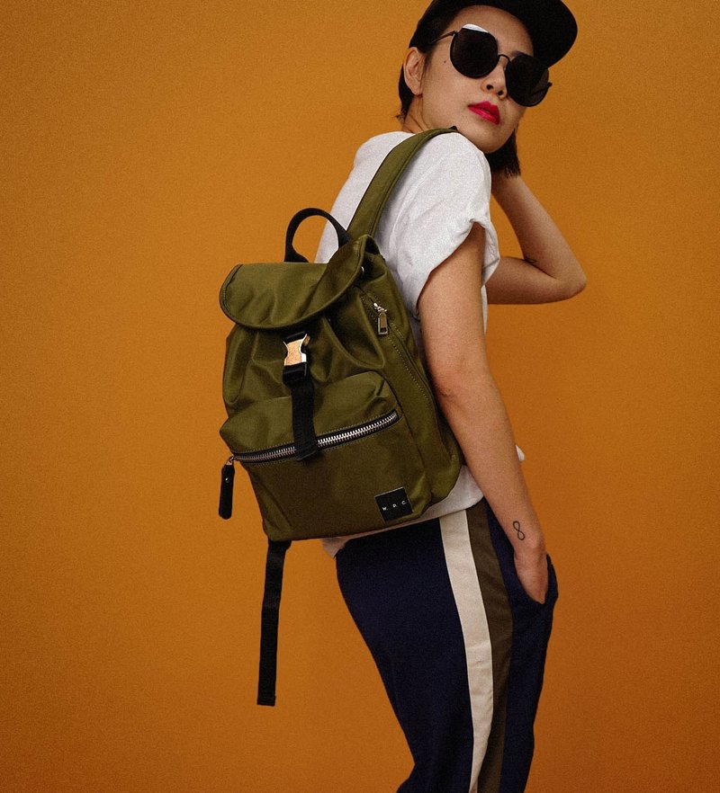 Sara 單扣時尚背包 (橄欖綠) - 後背包/背包/書包 - 防水材質 綠色